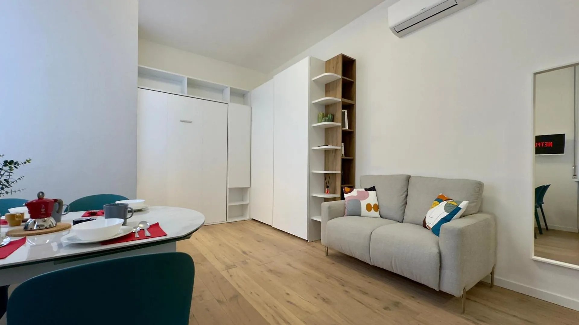 Navigli Modern Stay Μιλάνο 0*,  Ιταλία