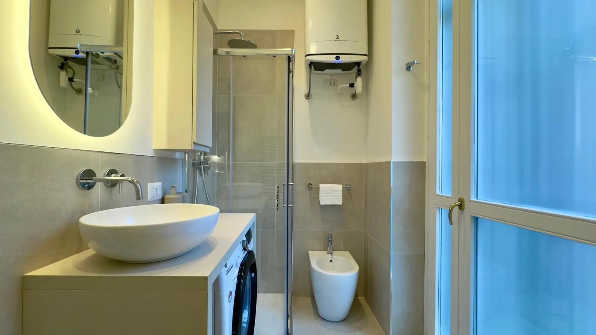 Navigli Modern Stay Милан 0*,  Италия